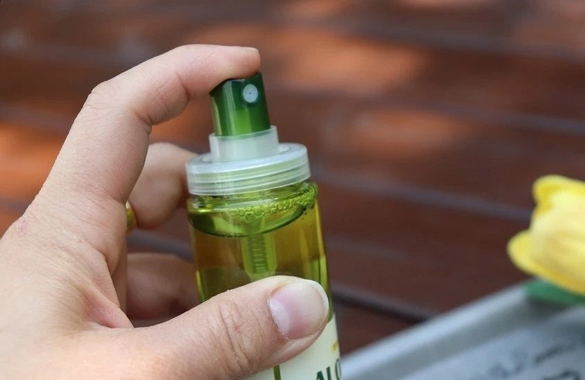 FROMNATURE Aloe Vera 98%"Moisture Soothing Gel Mist" - 4.06 fl oz. (120 ml)